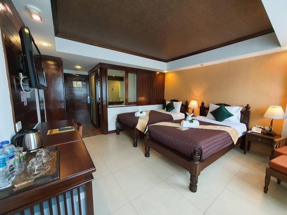 Goldenbell Hotel Chiangmai Csiangmaj Kültér fotó