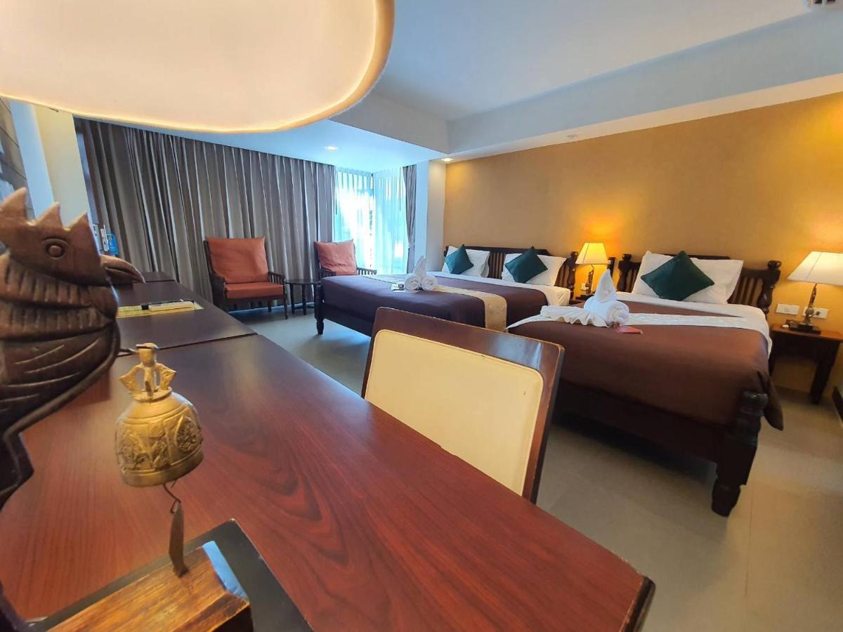 Goldenbell Hotel Chiangmai Csiangmaj Kültér fotó