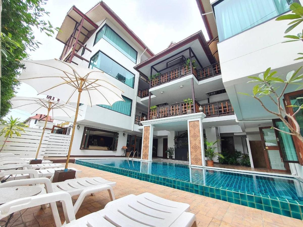 Goldenbell Hotel Chiangmai Csiangmaj Kültér fotó